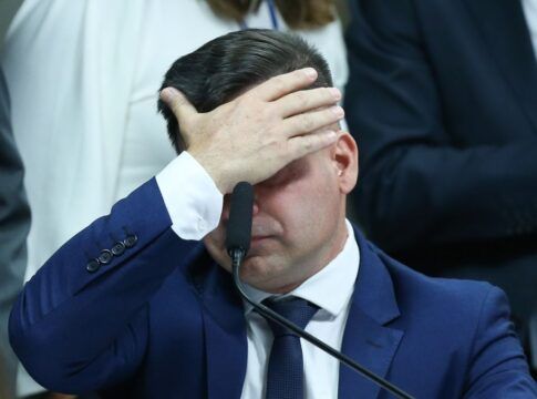 Carta de fuga, câncer alegado e identidade falsa: o roteiro de Silvinei flagrado no aeroporto