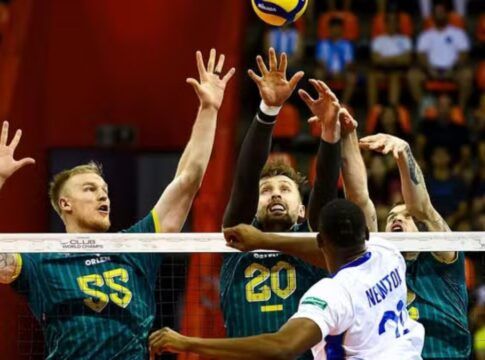 Jogadores de equipe polonesa de vôlei postam vídeo xenofóbico sobre o Brasil