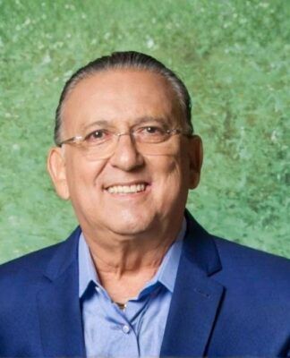 Galvão Bueno recebe alta após três dias internado por pneumonia