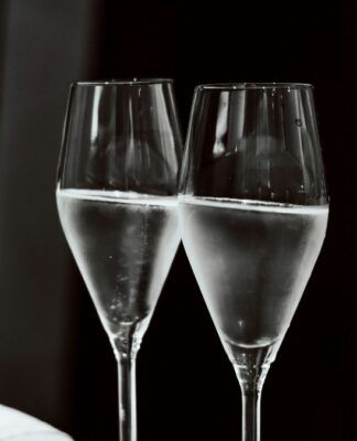 Além do preço: como escolher o espumante ideal para o Réveillon