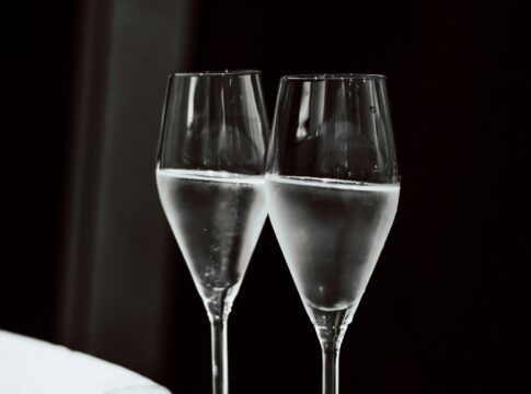 Além do preço: como escolher o espumante ideal para o Réveillon