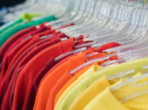 Qual cor de roupa usar na virada do ano? A dica para seu signo em 2026