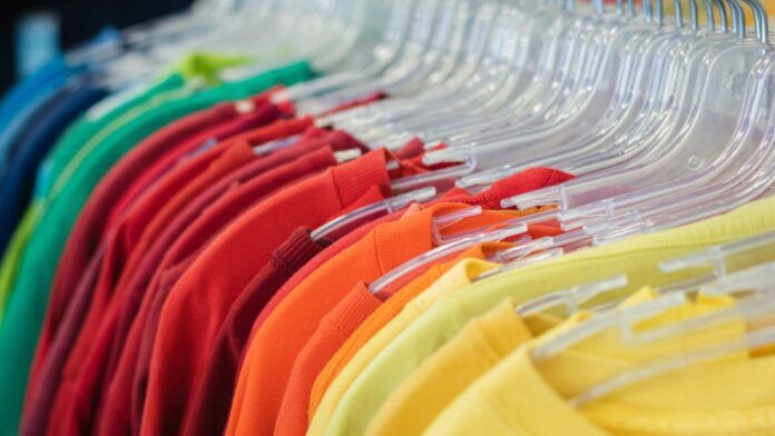 Qual cor de roupa usar na virada do ano? A dica para seu signo em 2026