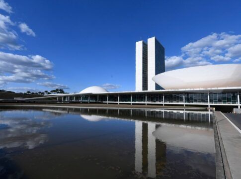 Governo Lula paga R$ 31,5 bi em emendas parlamentares em 2025