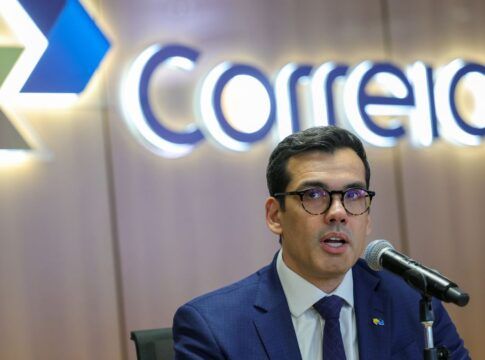 Reestruturação dos Correios prevê 15 mil demissões e fechamento de agências