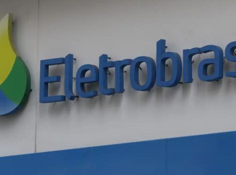 Lula veta Projeto de Lei sobre realocação de trabalhadores da Eletrobras