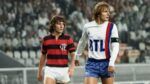Imagem mostra dois jogadores de futebol, um do Flamengo e outro do PSG.