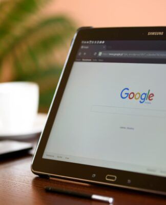 tela do google em um tablet