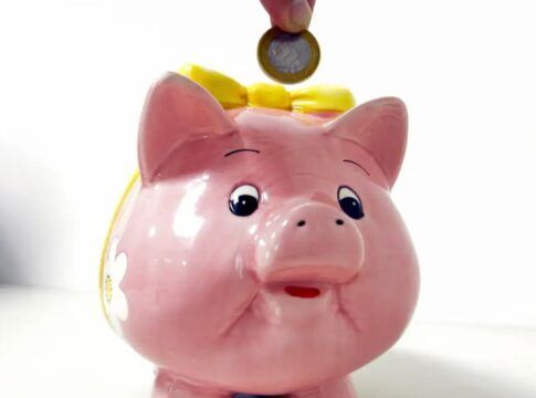 Saques na poupança superam depósitos em R$ 2,85 bilhões em novembro