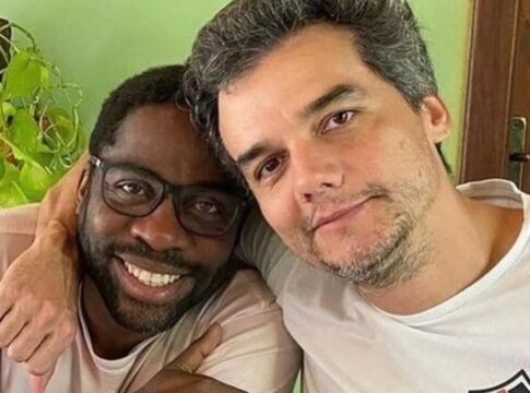 Wagner Moura está “leve” após indicação ao Globo de Ouro, diz Lázaro Ramos