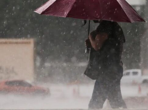 Ciclone com ventos de 120 km/h atinge Sul e Sudeste a partir de terça