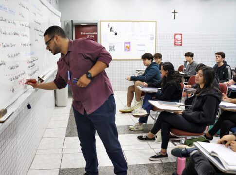 Inep admite erro e diz que certificado do ensino médio será emitido via plataforma