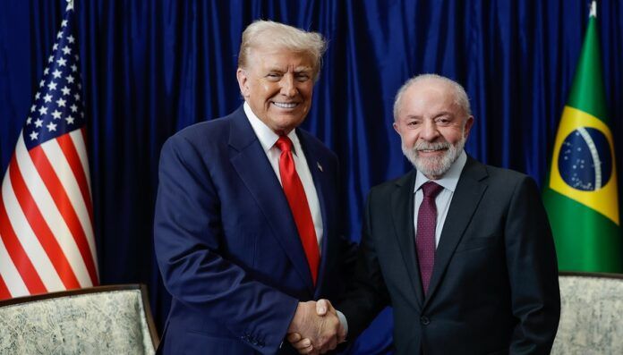 Encontro entre Lula e Donald Trump durante a Cúpula da Associação de Nações do Sudeste Asiático, na Malásia