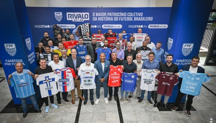 Presidentes de clubes paulistas exibem camisas com o patrocínio da empresa de apostas Rivalo