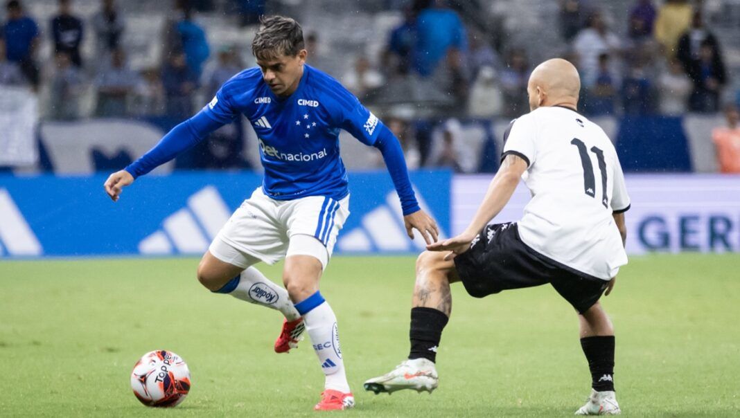 Fagner em duelo com o Democrata-GV