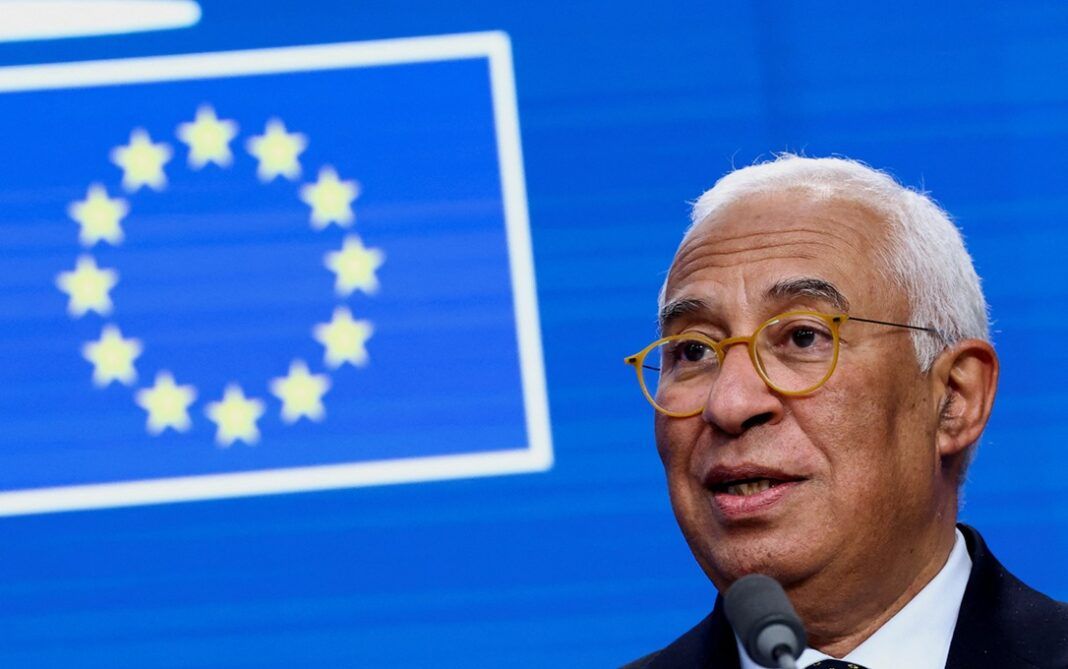 António Costa discursa após cúpula da UE em Bruxelas que debateu tensões transatlânticas e ameaças dos EUA envolvendo tarifas e a Groenlândia (Foto: Yves Herman/Reuters)