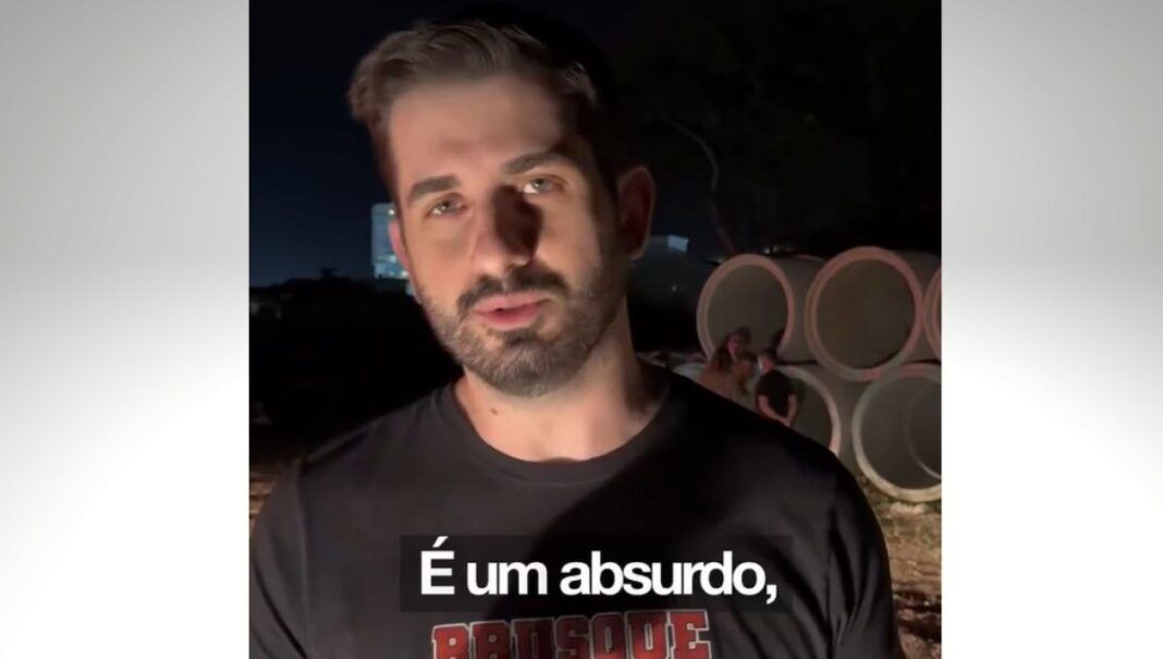 André Vechi relata em vídeo que flagrou homem casado fazendo sexo com mulher em situação de rua