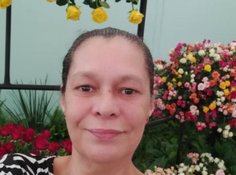 A escritora Heloísa de Carvalho, filha de Olavo de Carvalho