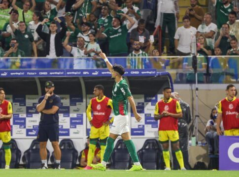 Flaco López celebra após marcar o gol que garantiu a vitória do Palmeiras sobre o Mirassol na Arena Barueri (Fabio Menotti
