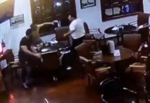 O médico Carlos Alberto Azevedo Silva Filho (de branco) briga com dois colegas em restaurante