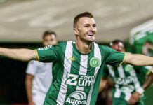 Chapecoense vira pesadelo do Santos, faz quatro gols e cala o Peixe na Arena Condá