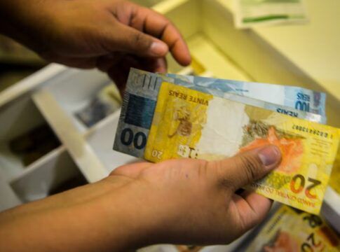 Brasileiros têm R$ 10 bi para resgatar em sistema de valores esquecidos