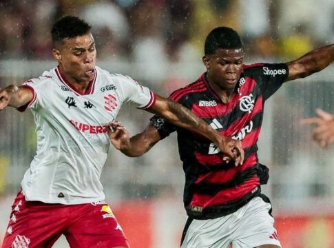 Bangu surpreende o Flamengo, vence por 2 a 1 e larga na frente no Carioca no Moça Bonita