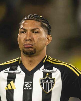 Rony é aprovado nos exames e pode estrear no Santos no retorno de Neymar