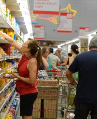 Preço da cesta básica aumenta em 17 capitais; São Paulo tem maior valor