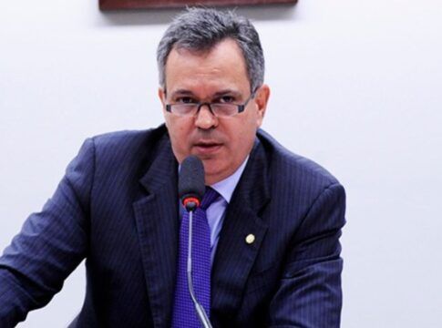 Quem é Felix Mendonça Jr., deputado investigado por suspeita de desvio de emendas