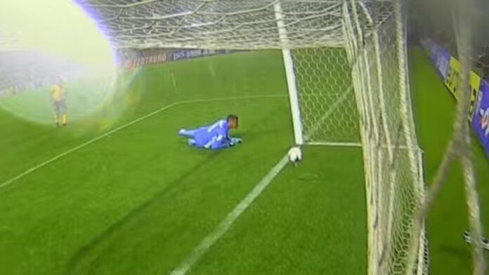 Palmeiras avança à terceira fase da Copinha com polêmica nos pênaltis