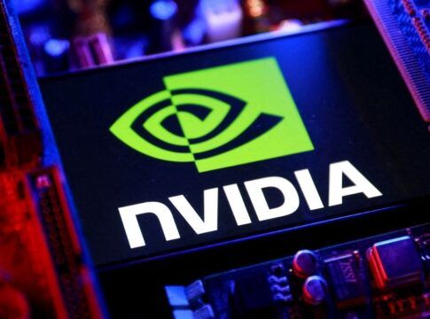 Trump impõe tarifa em chips de IA da Nvidia e AMD por questões de segurança nacional