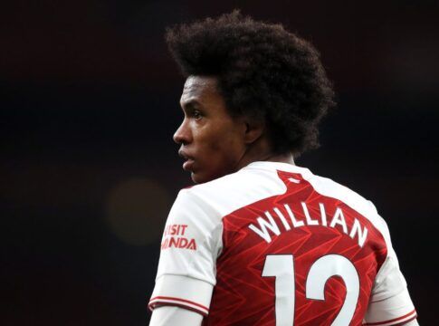 Willian é eleito pior contratação do Arsenal pós-Wenger por jornal britânico