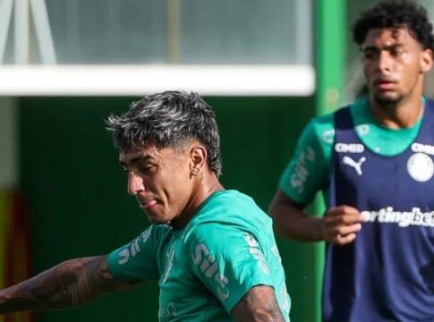 Para abrir espaço no elenco, Palmeiras cogita negociar dois atacantes