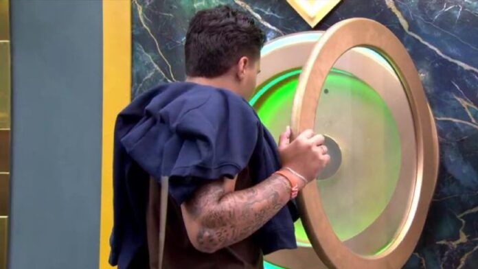 BBB 26: Pedro aperta o botão e desiste do reality