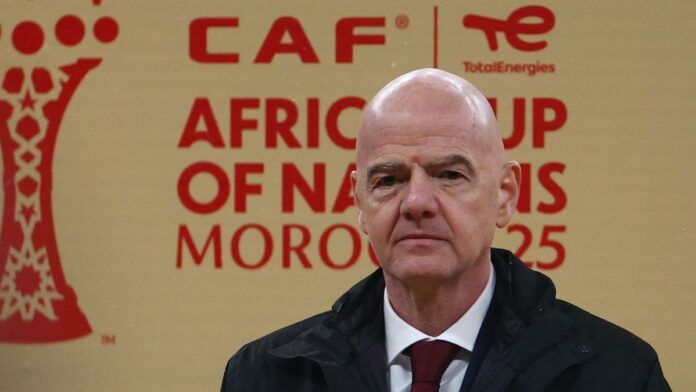 Presidente da Fifa condena atitude de jogadores do Senegal na final da Copa Africana