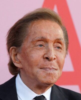 Valentino, grande nome da moda italiana, morre aos 93 anos