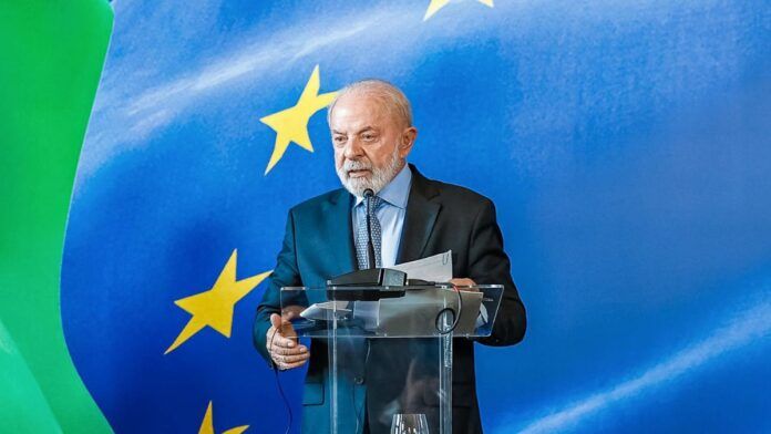 Lula diz que Trump “quer governar o mundo” pelas redes sociais