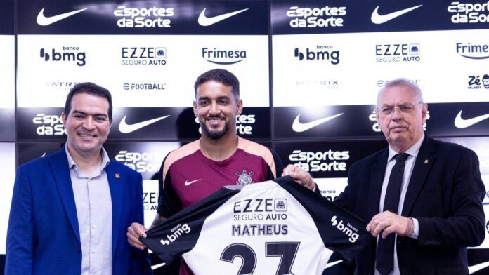 Matheus Pereira é apresentado pelo Corinthians e destaca amadurecimento durante a carreira