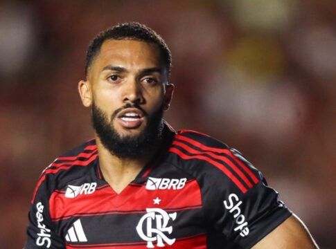 Juninho avalia passagem pelo Flamengo e celebra primeiro gol no México
