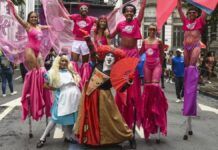 Megabloco Chá da Alice atrai 50 mil pessoas e abre carnaval de rua no Rio