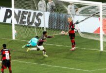 Fluminense vence Flamengo por 2 a 1 em clássico interrompido pela chuva no Maracanã