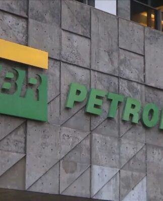Ibama aplica multa de R$ 2,5 milhões à Petrobras por derramamento na Margem Equatorial
