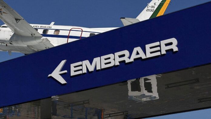 Embraer firma parceria com grupo indiano Adani para fabricar aeronaves na Índia