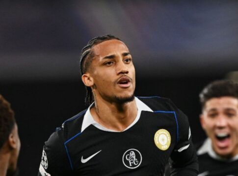 Champions League define os clubes classificados para as oitavas de final e para os playoffs