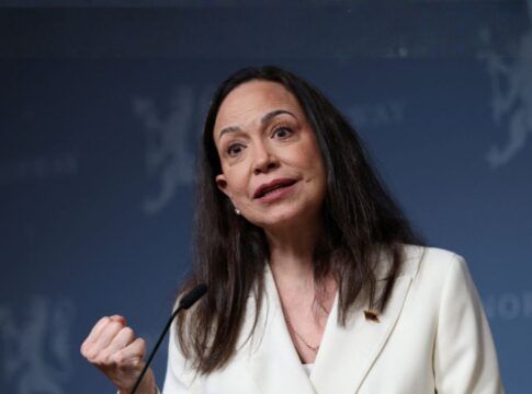 Nobel da Paz, María Corina Machado anuncia retorno à Venezuela