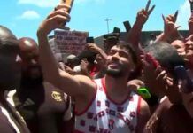 Lucas Paquetá volta ao Flamengo e é recebido com festa por torcedores no Rio de Janeiro