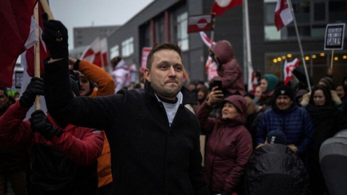 Groenlândia prepara população para possível invasão militar dos EUA