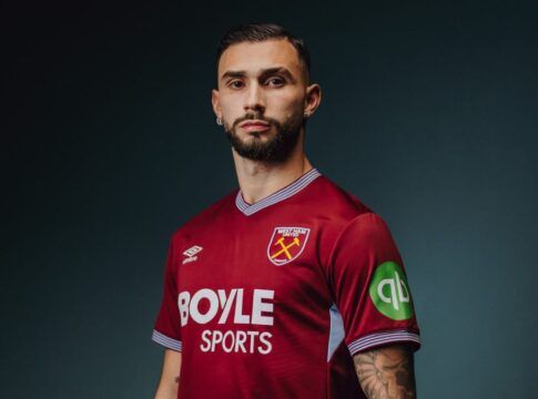 West Ham anuncia contratação de atacante que foi alvo do Flamengo no mercado