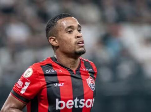 Inter negocia empréstimo de Alerrandro, artilheiro do Brasileirão 2024